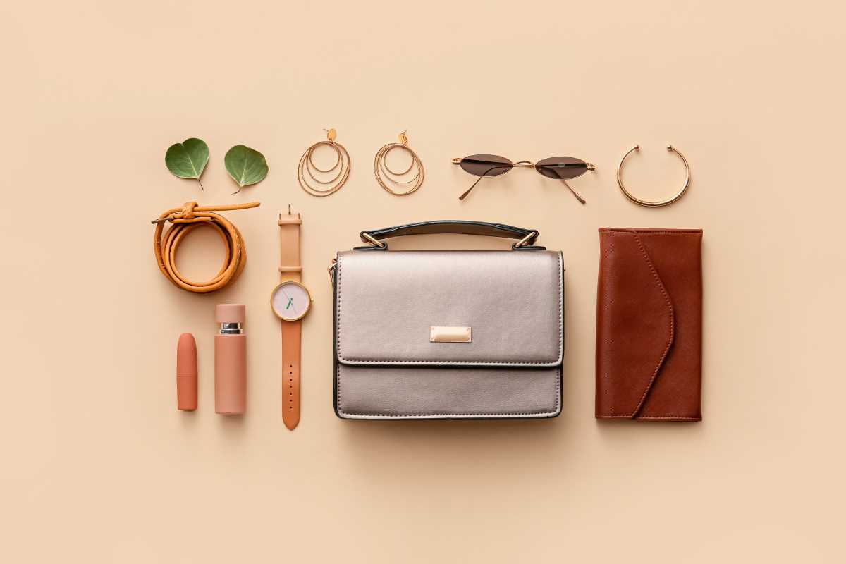 The Best Ways to Refresh Your Personal Style Using Vintage Accessories