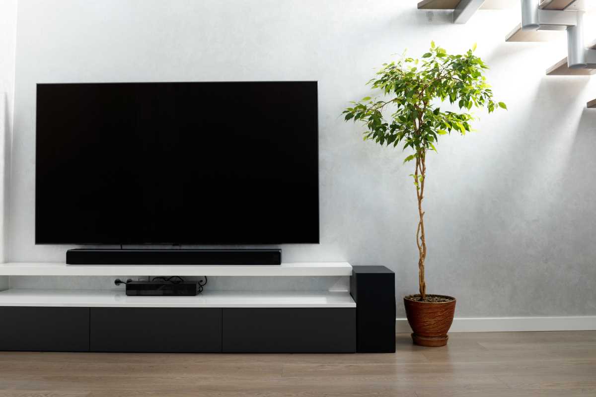 How to Design a Minimalist Living Room while Keeping Comfort in Mind